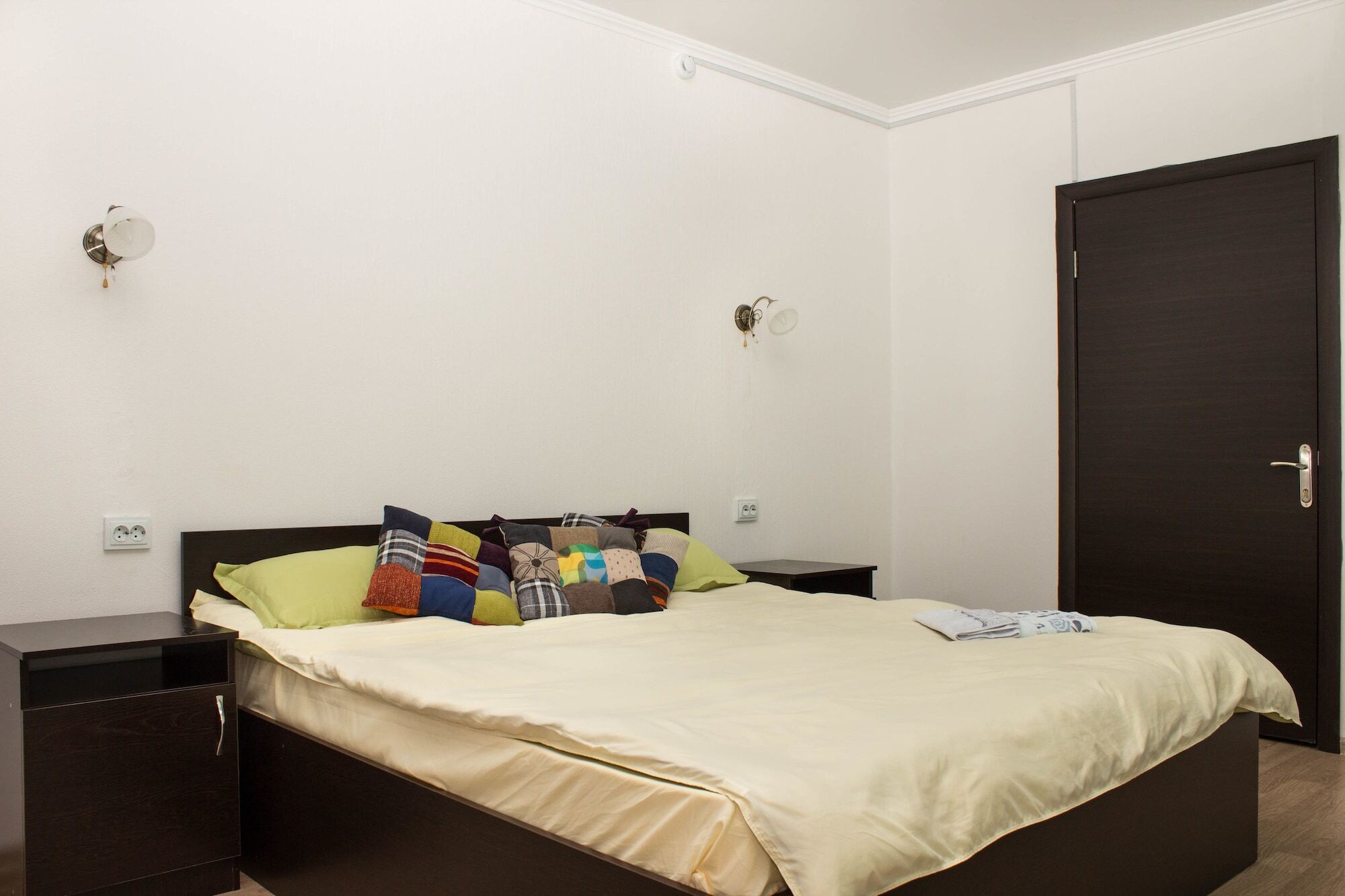 Nicehostel อัลมาตี ภายนอก รูปภาพ